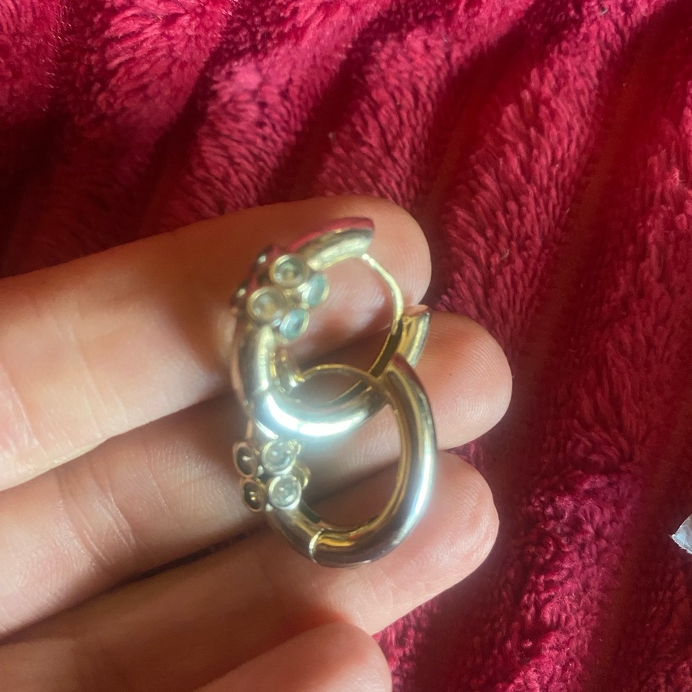 Elegant gold tone, semi precious amethyst stone Hoop Earrings - Picture 3 of 3